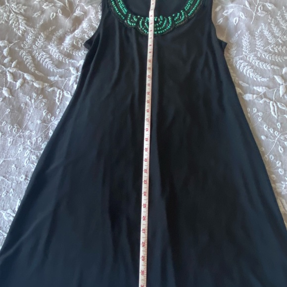 Vacation Dress - Picture 7 of 9